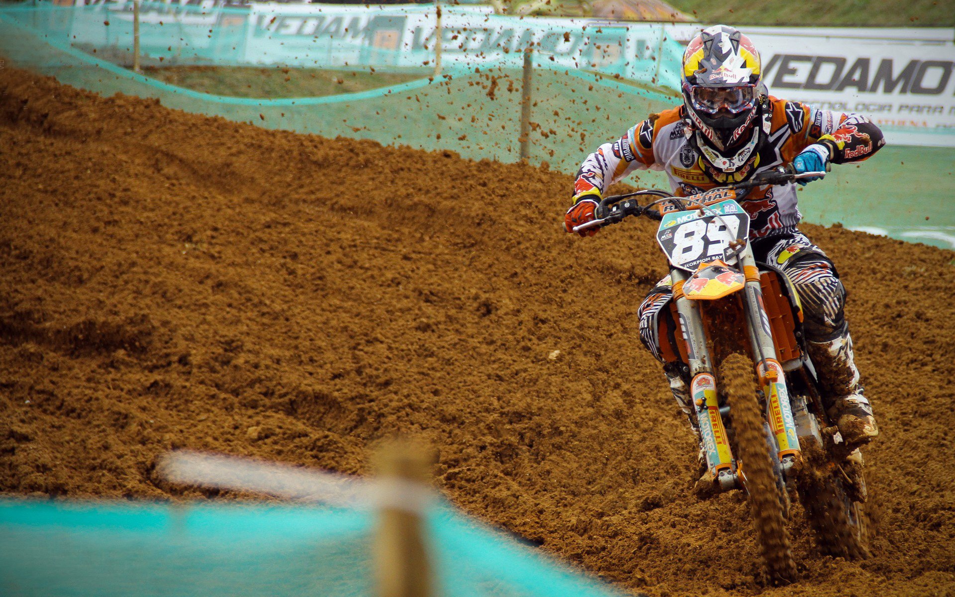 亚马尔专访吐露心声，专注脚下，拒看外界喧嚣，童年信念铸就今日之星